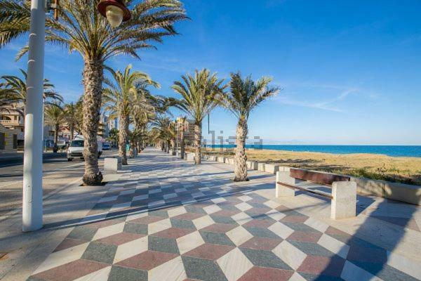 Apartamento Con Terraza 50M2，500M A La Playa Appartement Arenales del Sol Buitenkant foto