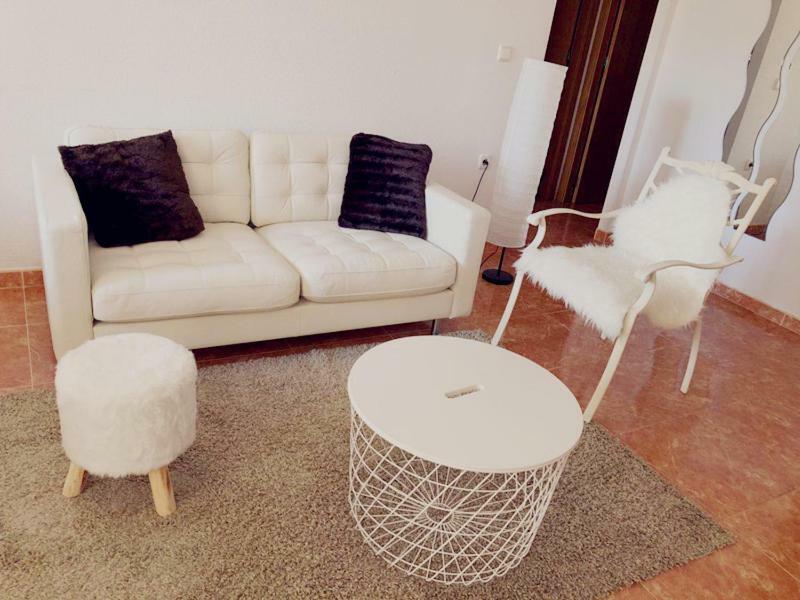 Apartamento Con Terraza 50M2，500M A La Playa Appartement Arenales del Sol Buitenkant foto